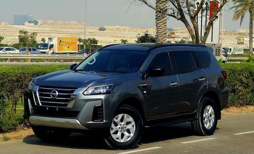نيسان إكستيرا SE 2.5L RWD