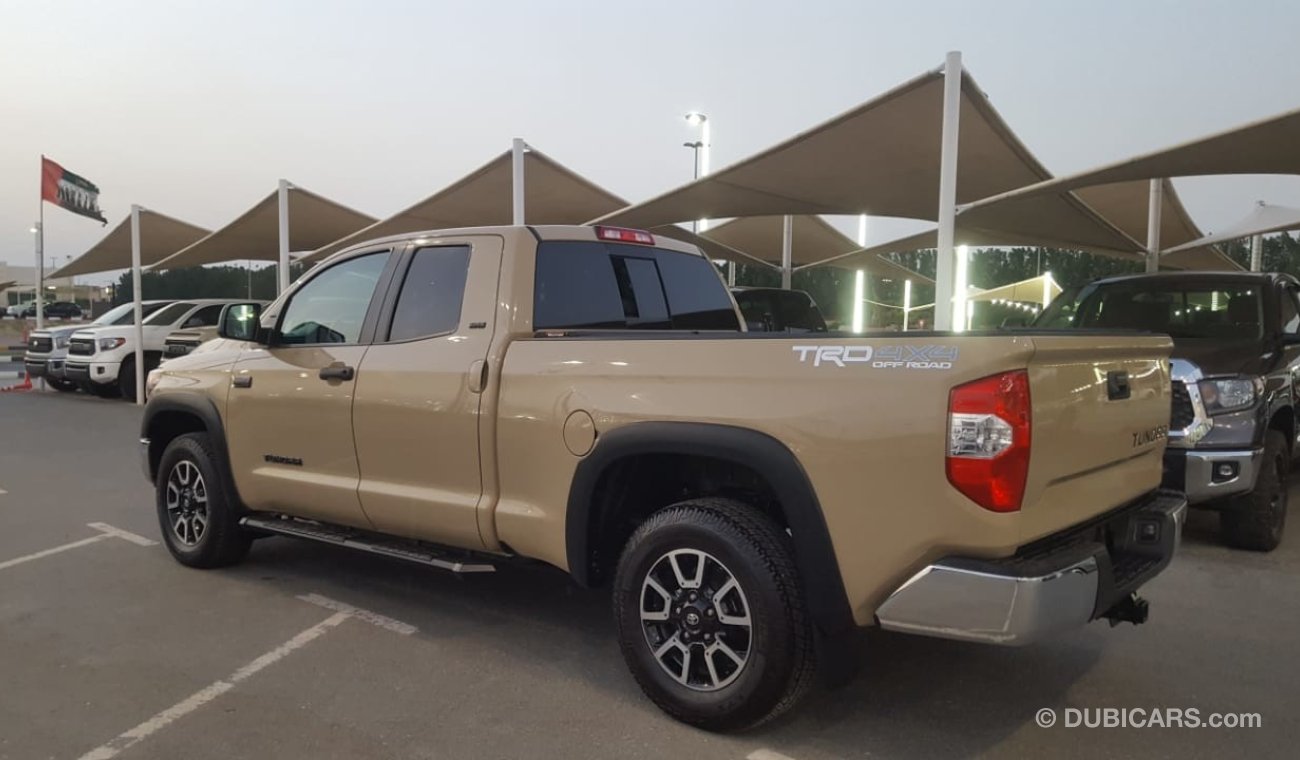 Toyota Tundra TRD DOUBLE CAB- EXCELLENT CONDITION 2017