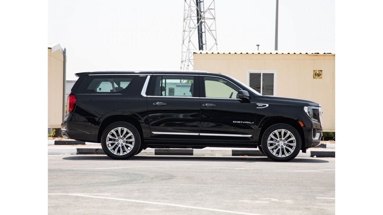 GMC Yukon Denali XL 4WD 8 SEATS. 5years Warranty & Services. For Local Registration +5%