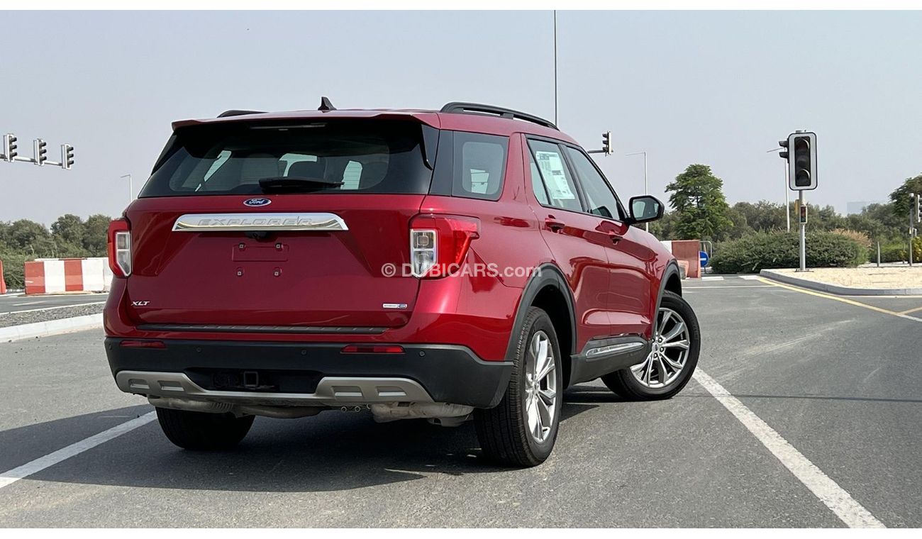 Ford Explorer XLT  2021 GCC Warranty Brand New