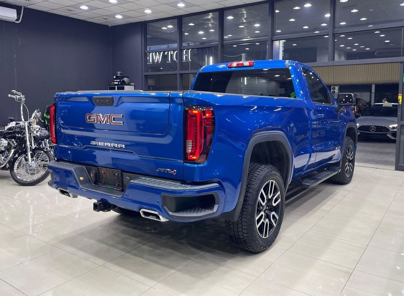 GMC Sierra SE 5.3L V8 AT4 Crew Cab (AWD)