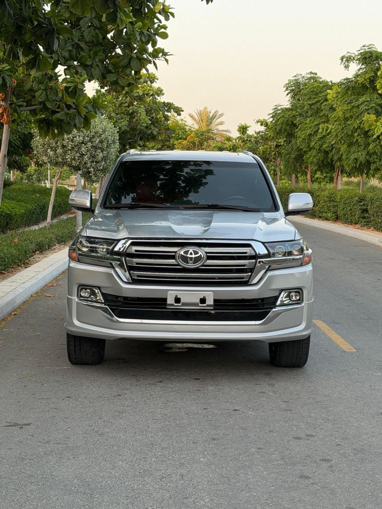 Toyota Land Cruiser VXR