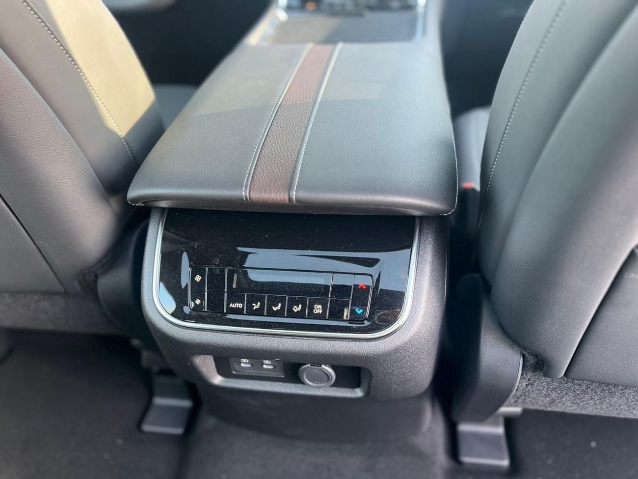 Nissan Patrol NISSAN PATROL SE TITANUM