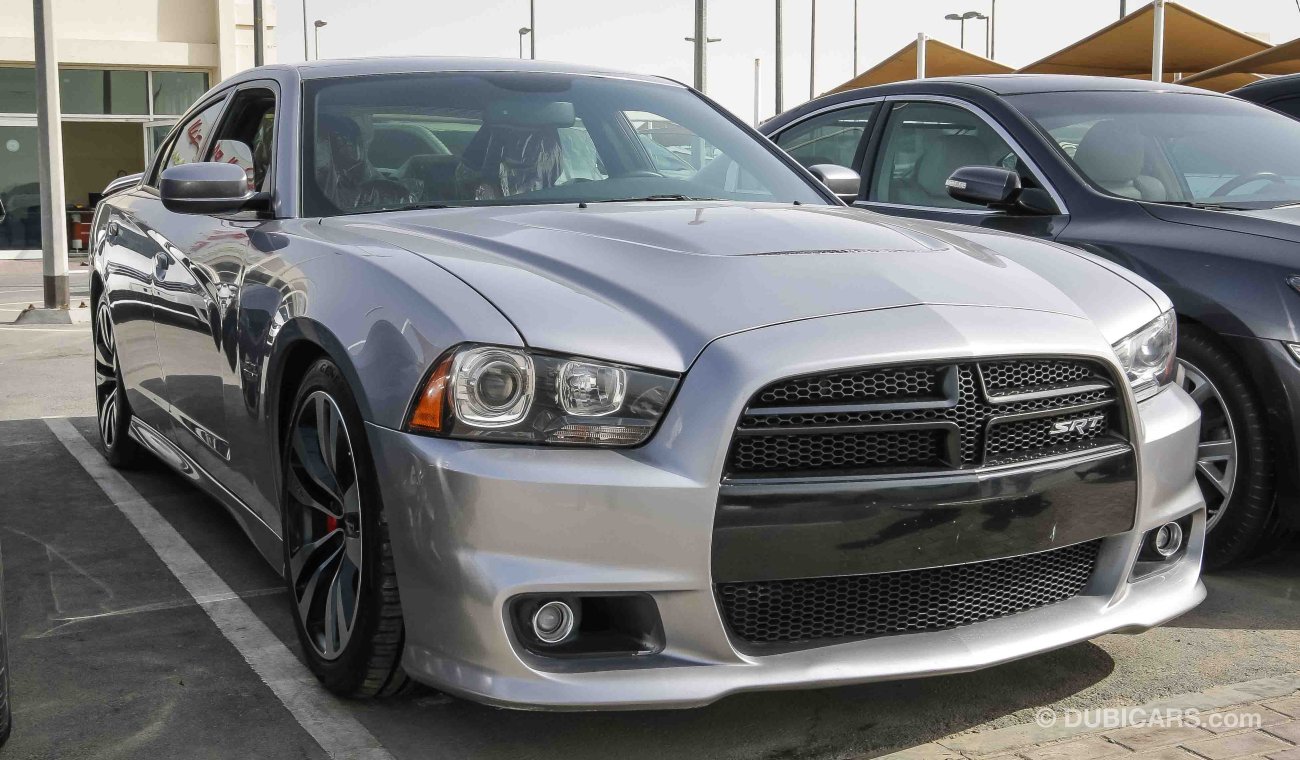 Dodge Charger SRT 6.4 L Hemi