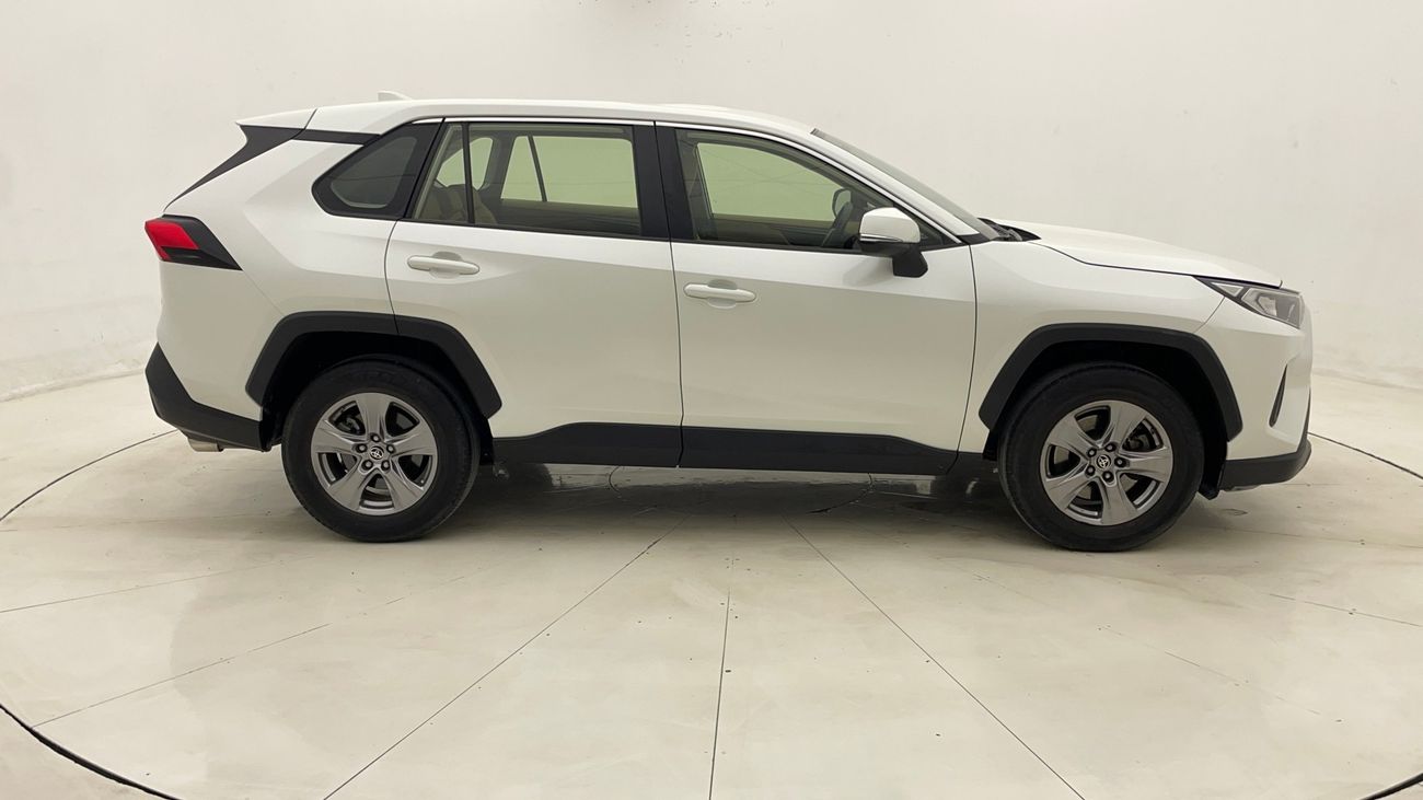 تويوتا راف ٤ EX 2.5 | بدون دفعة مقدمة | اختبار القيادة في المنزل