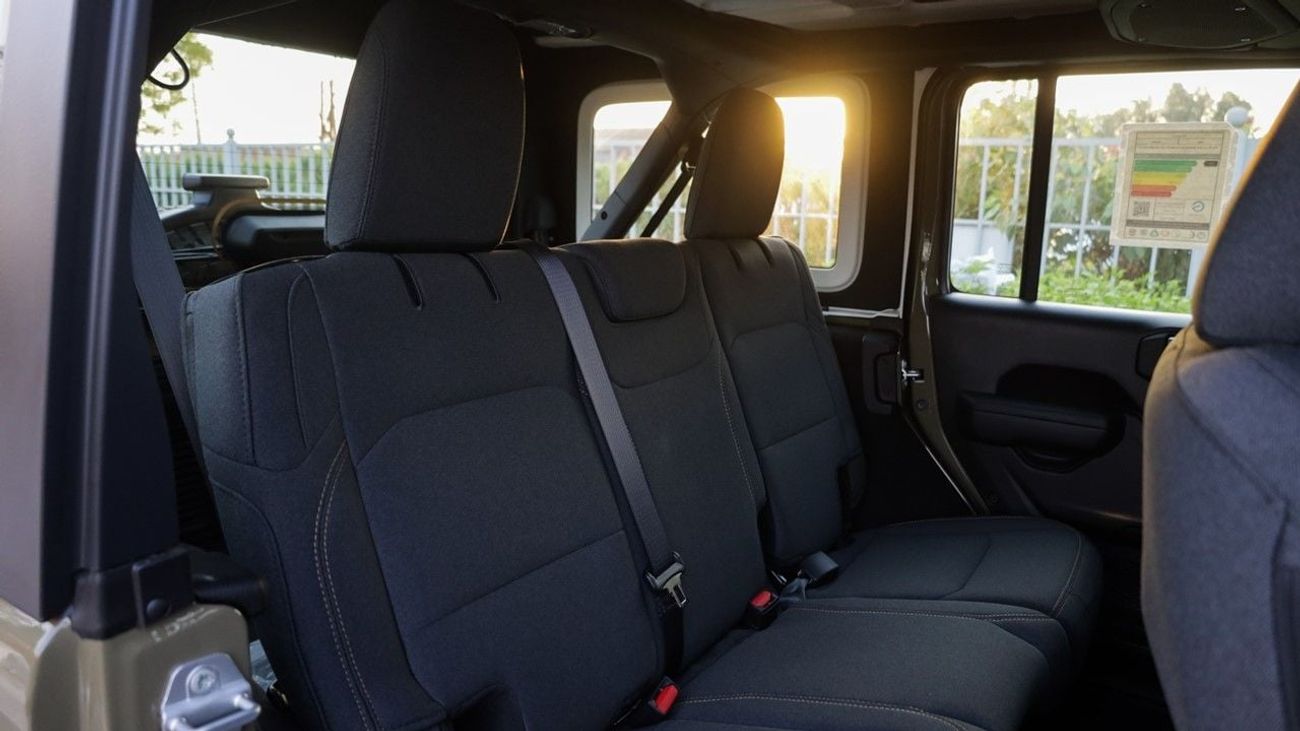 Jeep Wrangler Unlimited Sport S I4 2.0T 2025 GCC 0Km With 3 Years Warranty Or 60,000 Km @Official Dealer