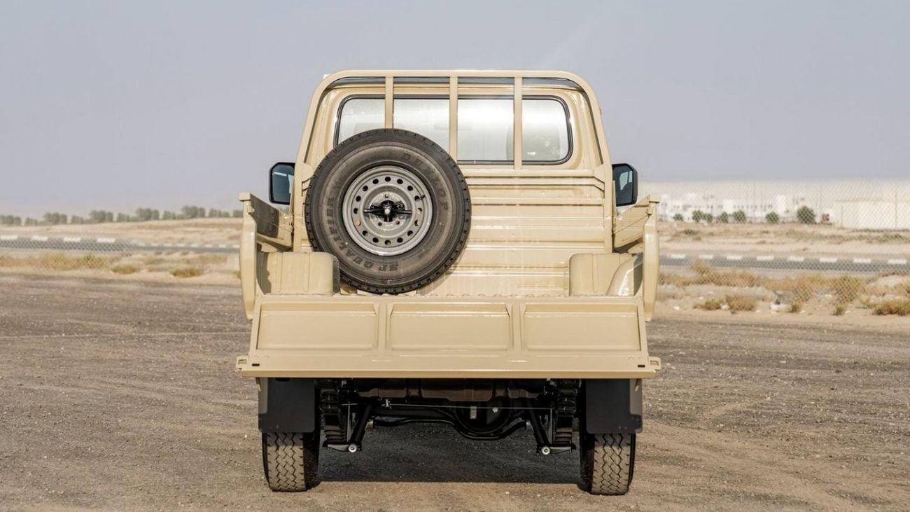 Toyota Land Cruiser Pick Up New Shape 2024YM V6 Petrol Available in stock