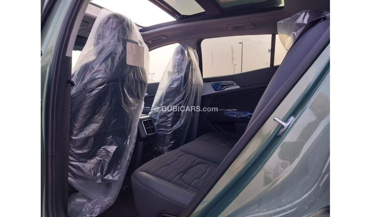 Kia Sportage for Local Use ((HIGH Line)) Turbo 1.6l petrol FWD 2022  Green color , Heated  seats ,Electric tailga