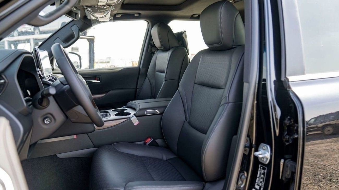 تويوتا لاند كروزر LC300 VX 3.5P AT MY2025– BLACK