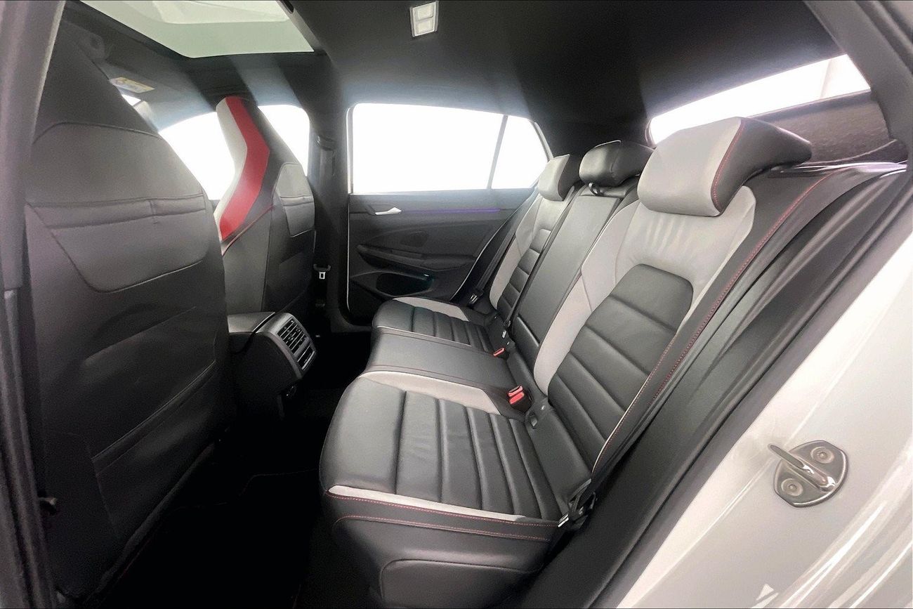 Volvo XC40 T4 R Design | Guaranteed Warranty | 0 Down Payment