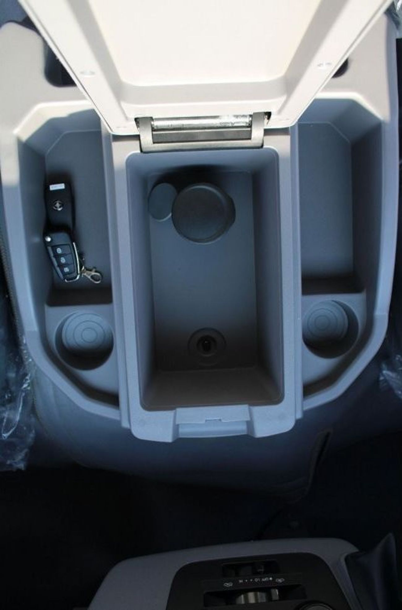 فوتون فيو JIANGTIANPAI 2.5L DSL 15 STR Hi Roof R5 Series Manual