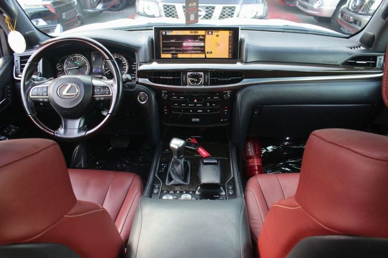 Lexus LX570 Platinum 5.7L,GCC