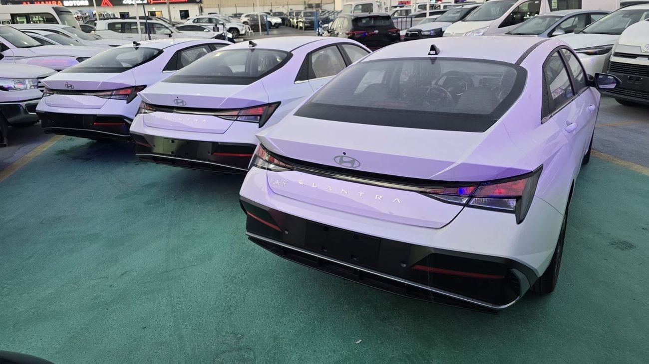 Hyundai Elantra HYUNDAI ELENTRA 1.5L FULL OPTION