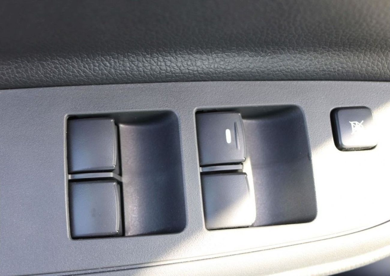 ميتسوبيشي L200 DIESEL - 2.5L -  DOUBLE CABIN - 4X4 - 5MT - POWER LOCKS AND POWER WINDOWS - EXPORT ONLY