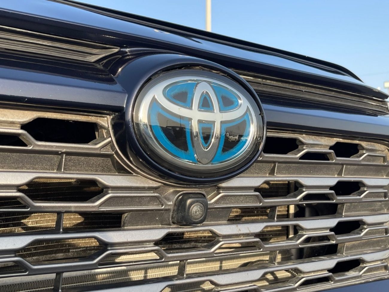 Toyota RAV4 2021 TOYOTA RAV4 LIMITED HYBRID 4x4 FULL OPTIONS IMPORTED FROM USA