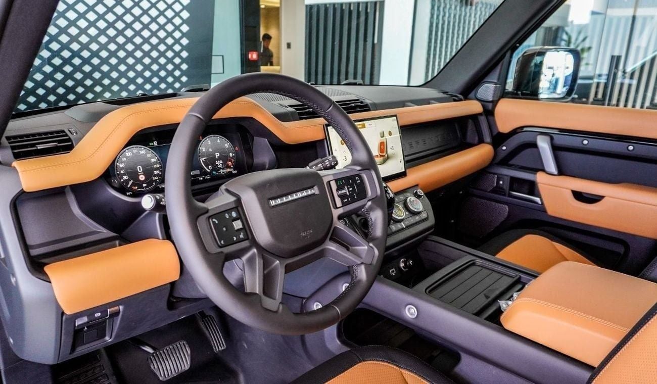 Land Rover Defender P400 110 X-Dynamic HSE 3.0L (7 Seater) Land Rover Defender 110 HSE X-Dynamic P400 | Black Pack Editi