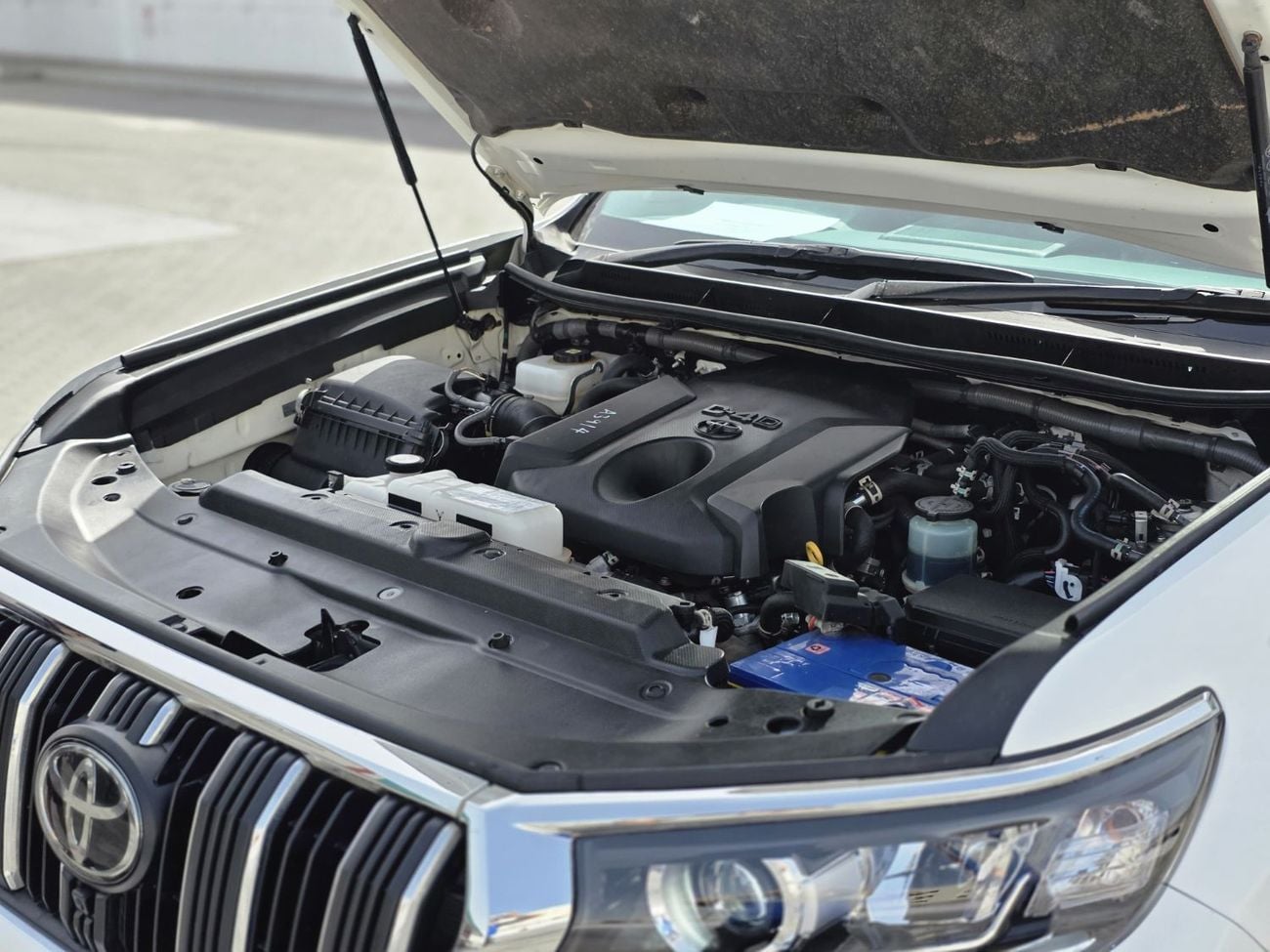 Toyota Prado TXL 2.8L 1GD-FTV Diesel Engine 360° Camera Australian specs 4WD Automatic Gear 7 Seats 5 Doors