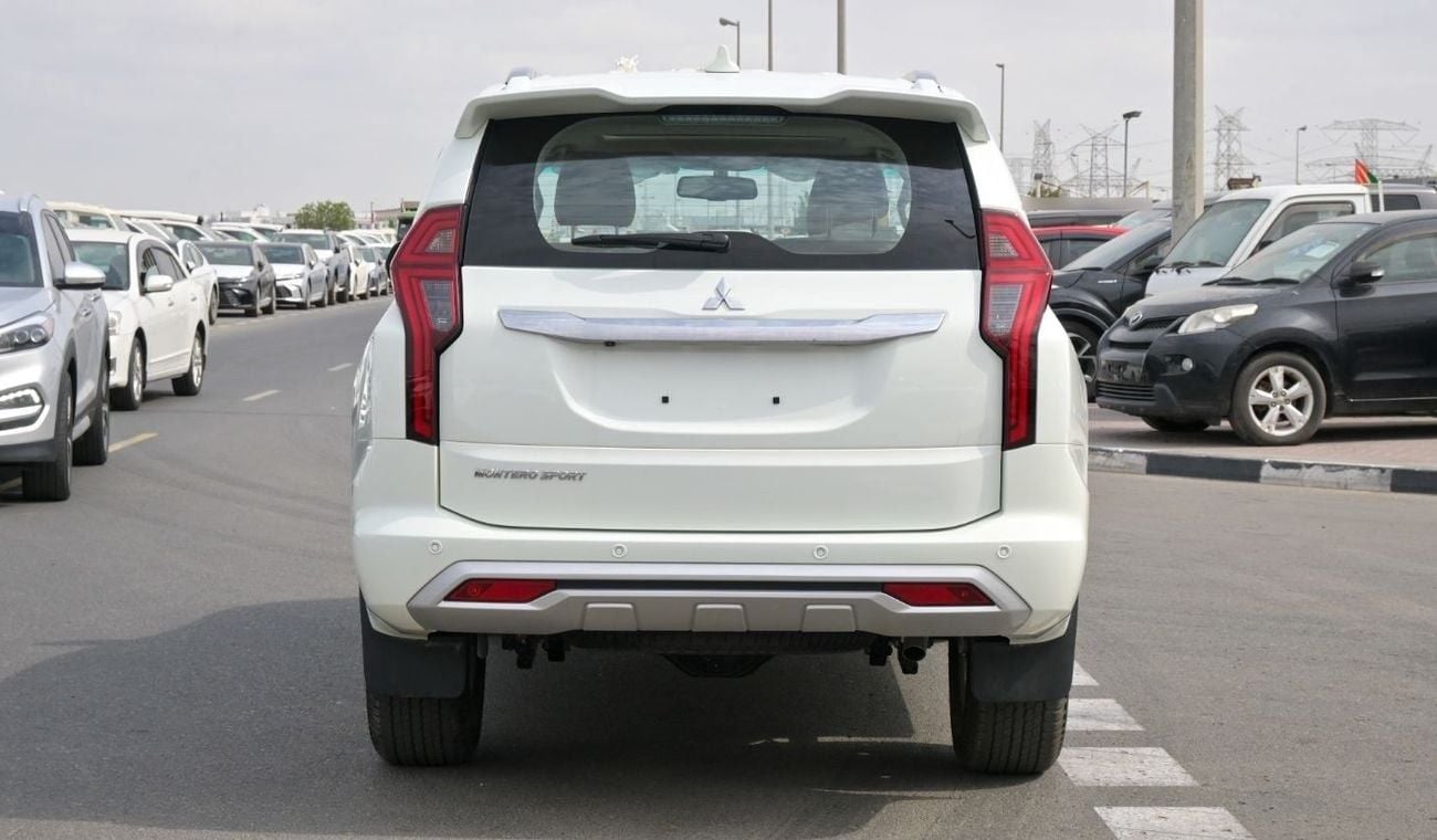 ميتسوبيشي مونتيرو سبورت Brand New Mitsubishi Montero Sport 2023 Export 3.0L A/T 4WD Petrol|White/Beige|