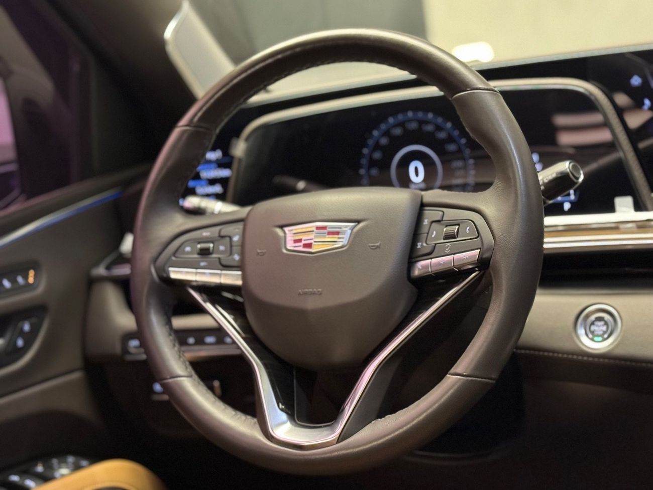 Cadillac Escalade Sport 6.2L 4WD