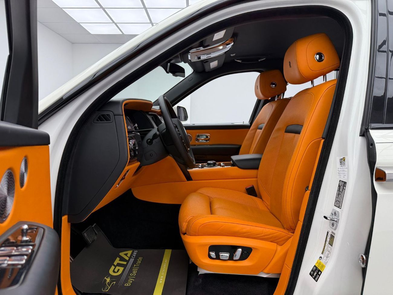 رولز رويس كولينان 2022 Rolls Royce Cullinan Black Badge, Warranty, Full Service History, Fully Loaded, Canadian