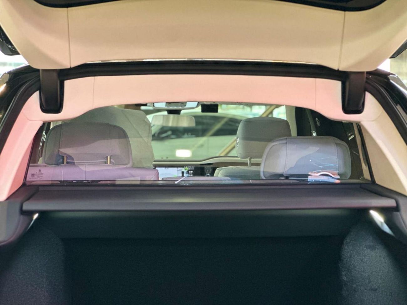 Rolls-Royce Cullinan 2025 Rolls-Royce Cullinan Black Badge | Black | Ultimate Luxury SUV