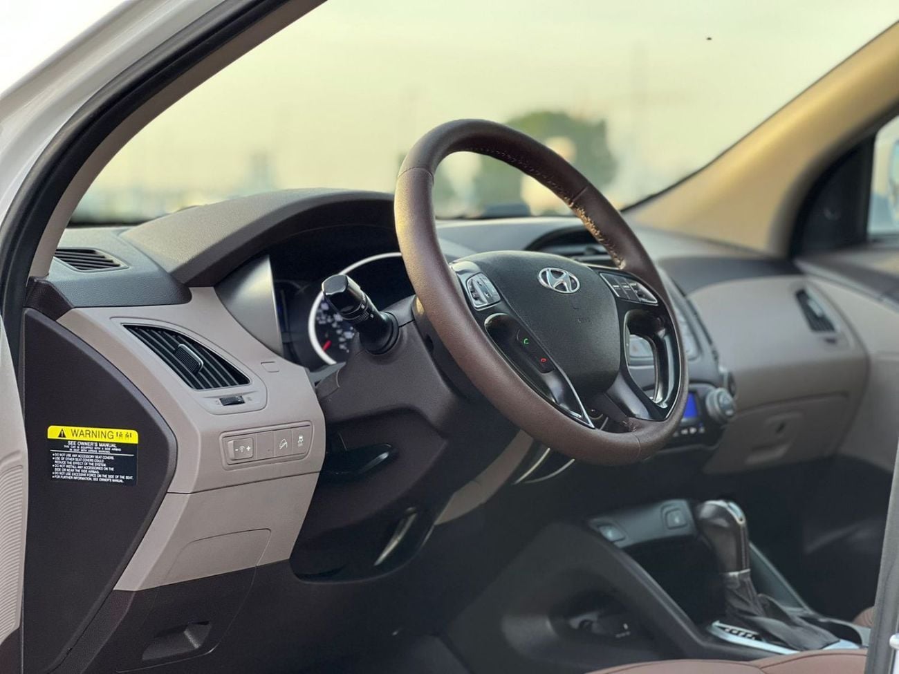 هيونداي توسون  2014 Hyundai Tucson 2.4L V4 - Rear Camera - panoramic sunroof - Leather Seats