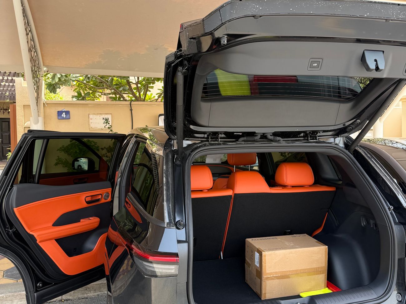 تويوتا BZ3X Toyota BZ3X 610 Max custom edition w/carplay and android auto Car is registered and ready for transf