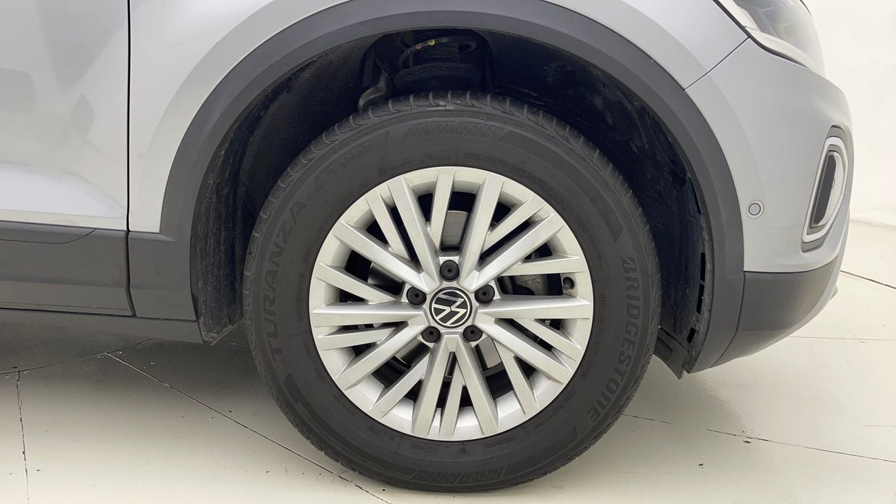 فولكس واجن T ROC 2024 LIFE | AED 1086/Month | 0 DP | 30 Day Return | Warranty | Service History