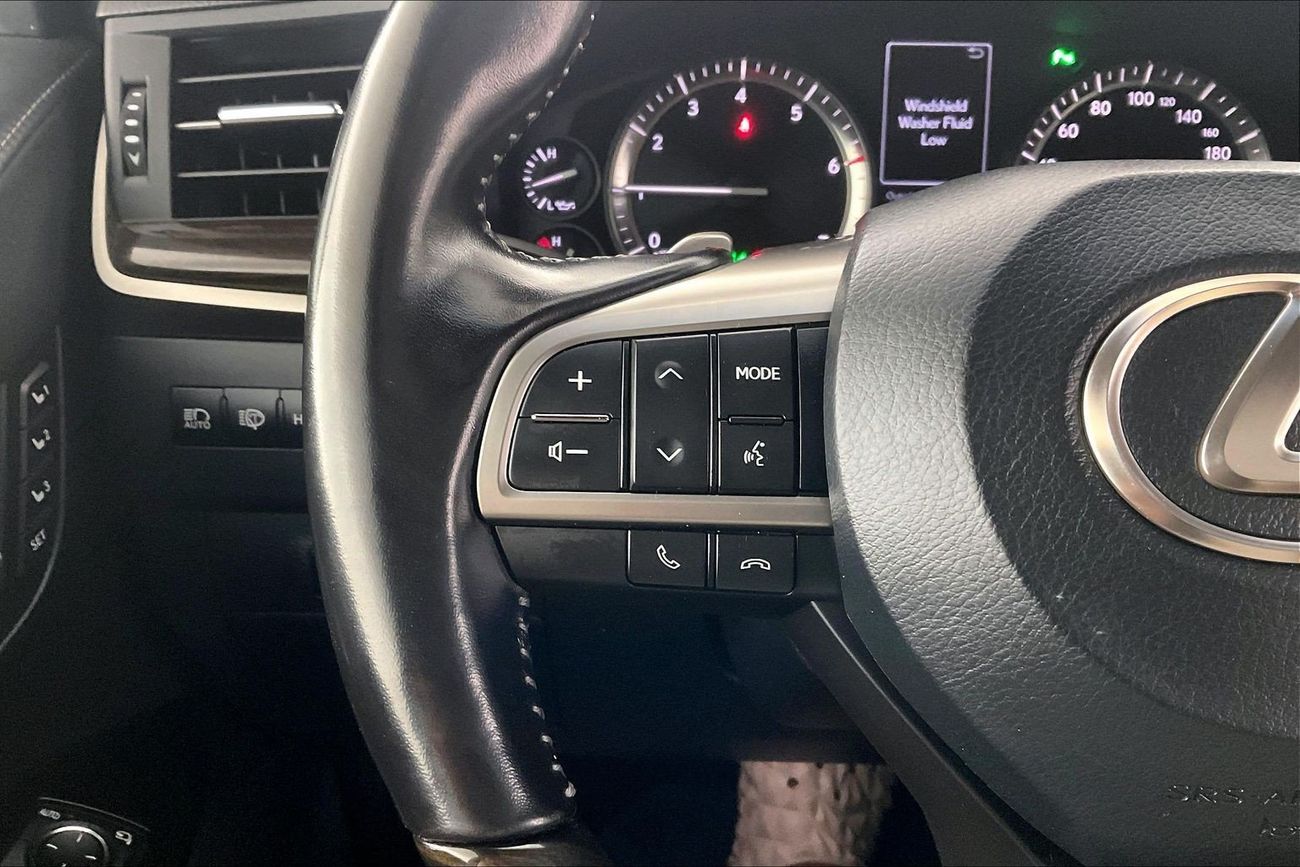 لكزس LX 570 Platinum | شامل الضمان | 0 ﺪﻔﻋﺓ ﺃﻮﻟﻯ