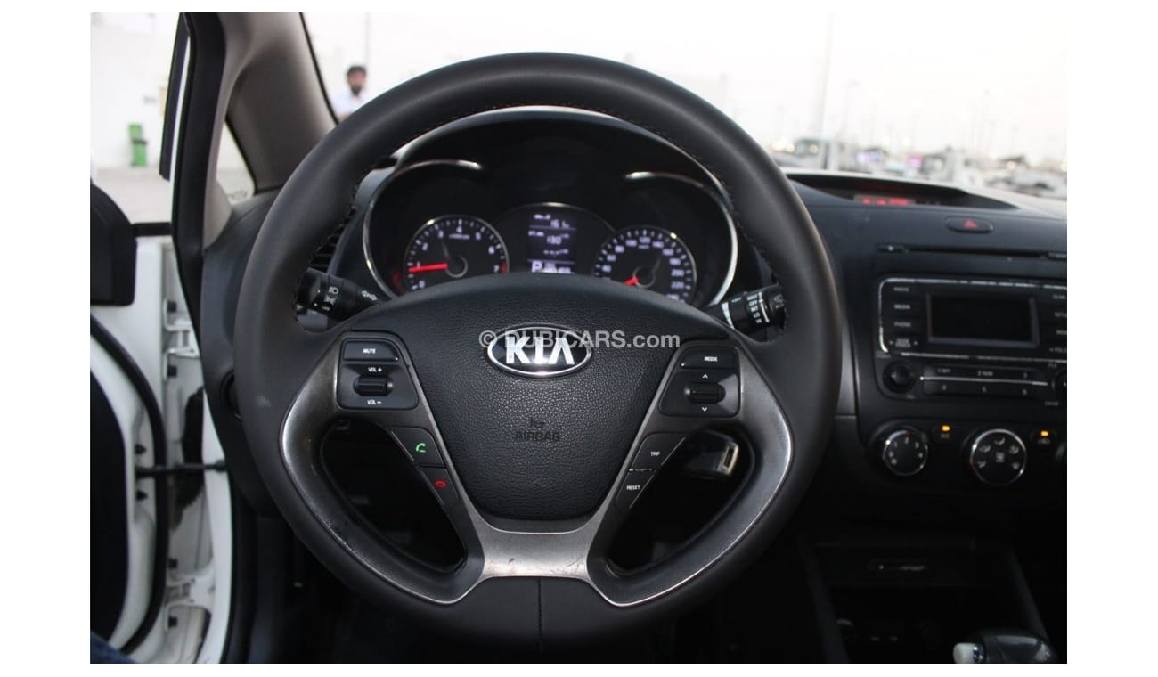 كيا سيراتو كيا سيراتو 2014 خليجي بحالة ممتازة بدون حوادث نظيفه جدا من الداخل والخارج