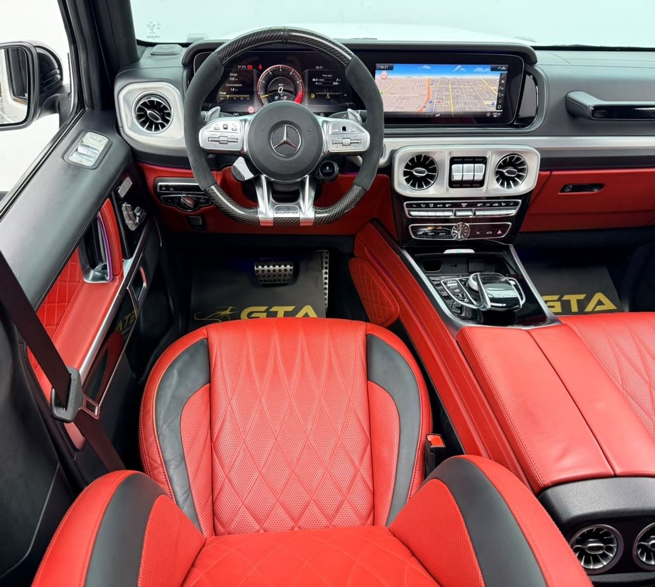 مرسيدس بنز G 63 AMG STANDARD مرسيدس بنز G63 AMG موديل 2021، مع ضمان، وسجل صيانة كامل لدى مرسيدس بنز حتى عام 2027، وشهادة خليجية.