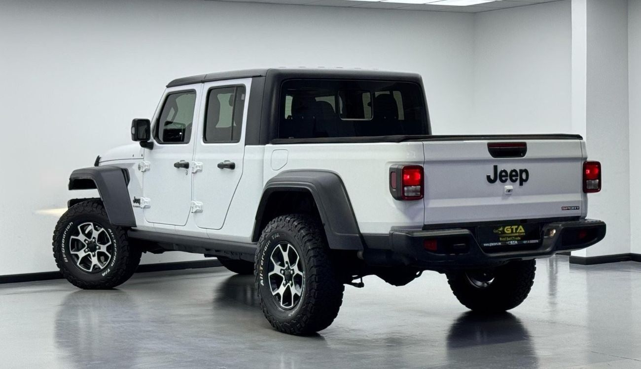 جيب جلادياتور Sport 3.6L 2020 Jeep Gladiator Sport, June 2026 Jeep Warranty, Full Jeep Service History, GCC