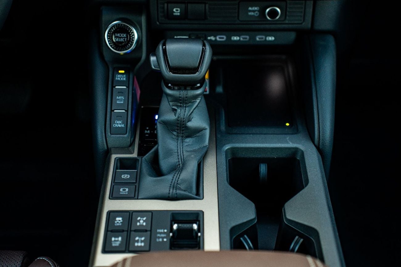 تويوتا برادو VXR 2025 Toyota Prado Diesel 2.8L 4WD