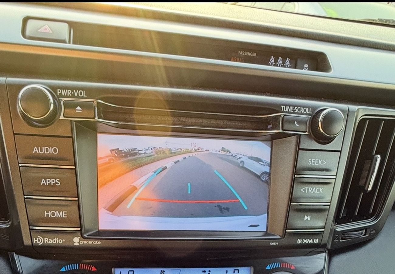 Toyota RAV4 LE 2.5L (219 HP)