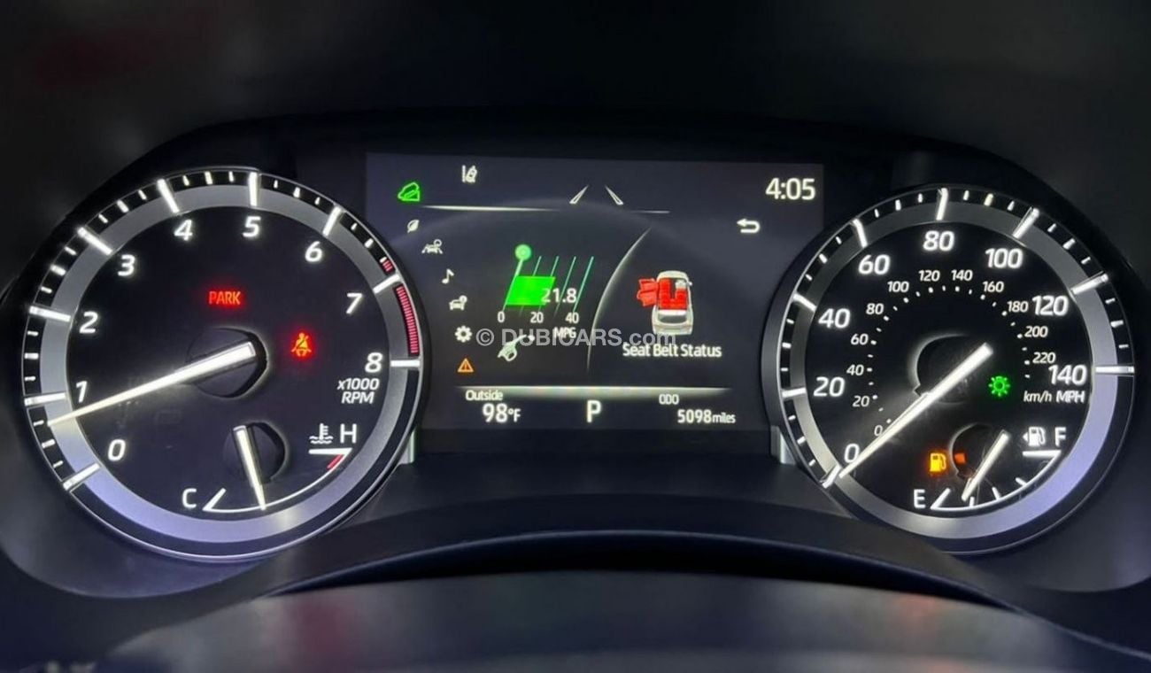 Toyota Highlander 2022 Toyota Highlander XLE AWD 4x4 Full Option Without Paint