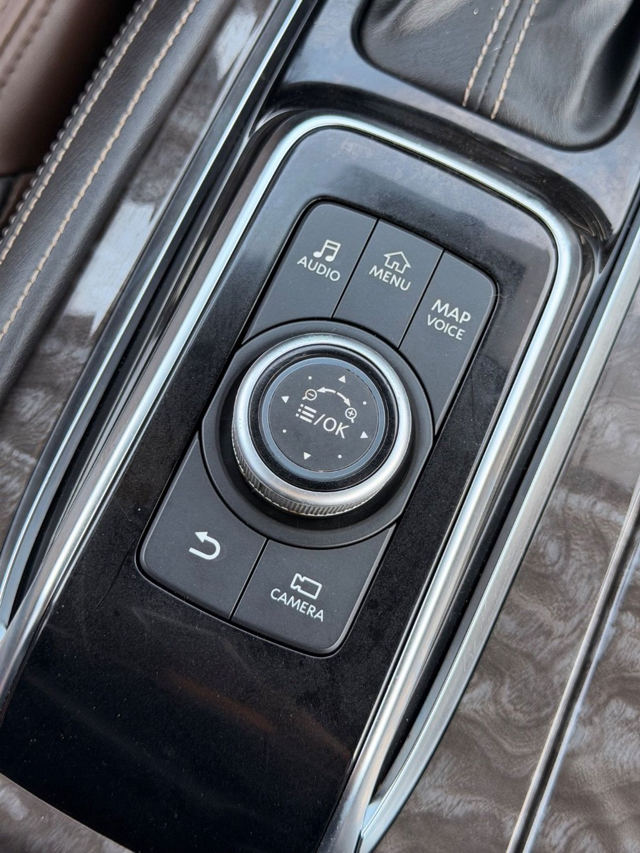 Nissan Armada Platinum 5.6L  | sunroof, 360 camera, VIP seats full option