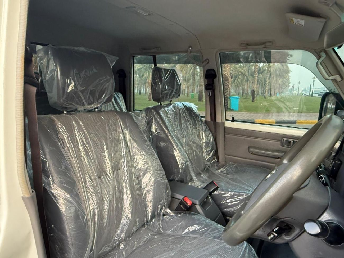 تويوتا لاند كروزر 79 series Workmate Australian spec