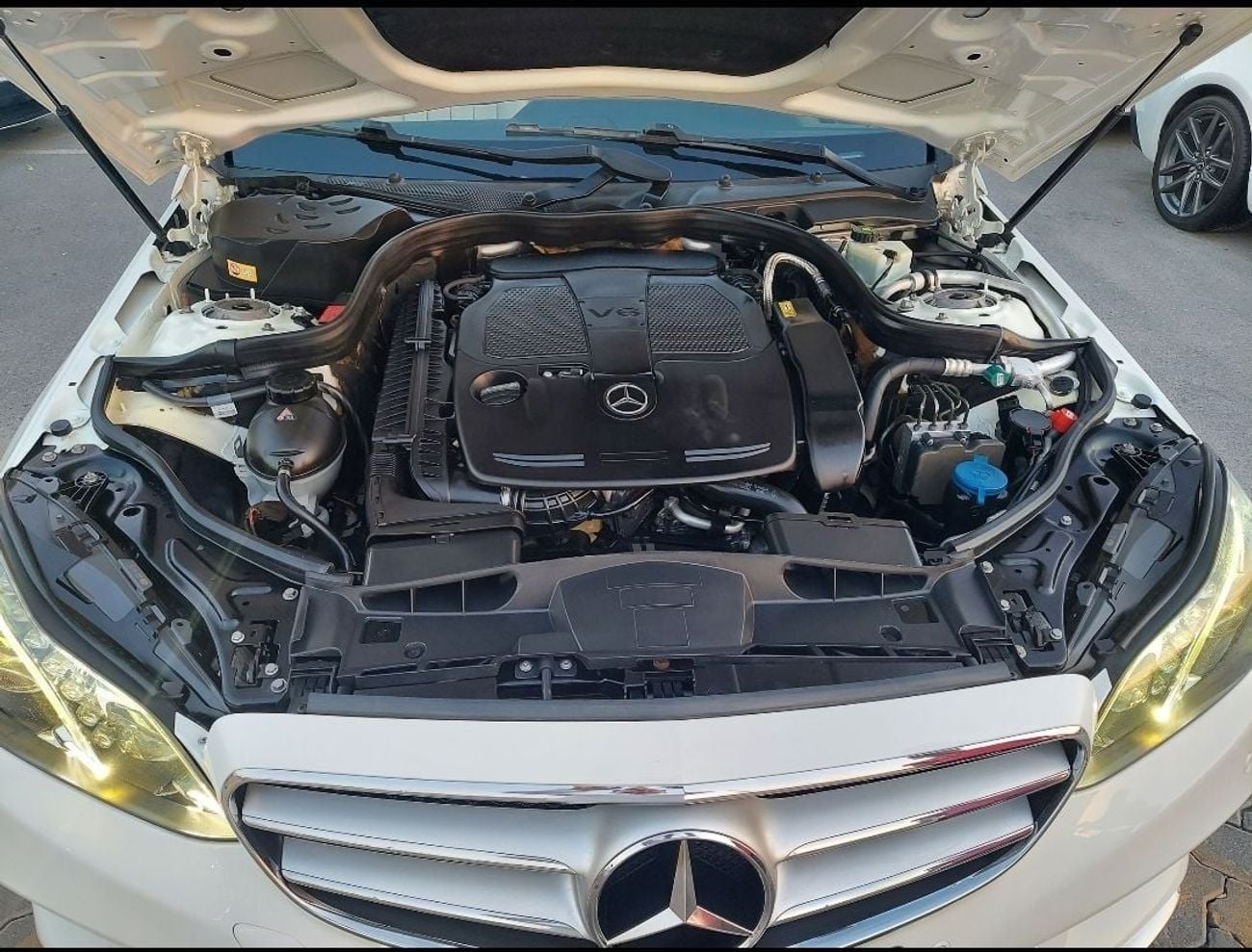 مرسيدس بنز E300 AVANTGARDE SPORT