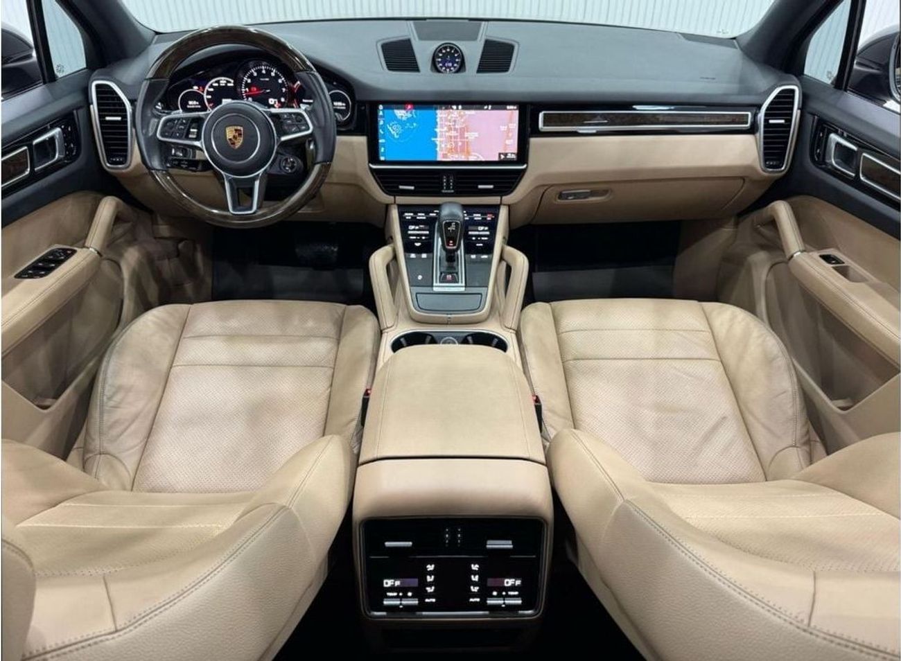 بورش كايان Std 3.0L (340 HP) 2019 Porsche Cayenne, 2025 Porsche Warranty, Sport Chrono Package, GCC