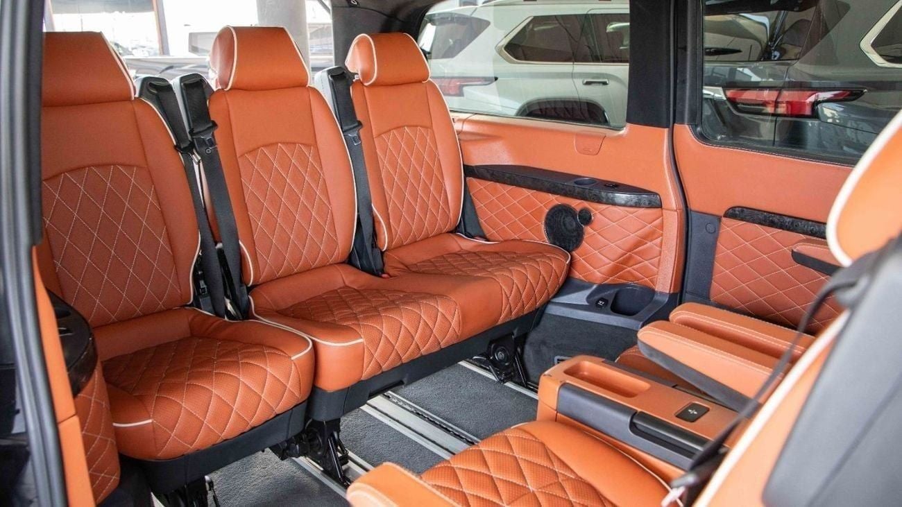 Mercedes Benz Viano AMBIENTE 3.5 GCC/7seaters/2013