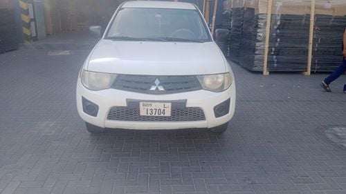 Mitsubishi L200 Std 2.4L Double Cab Utility