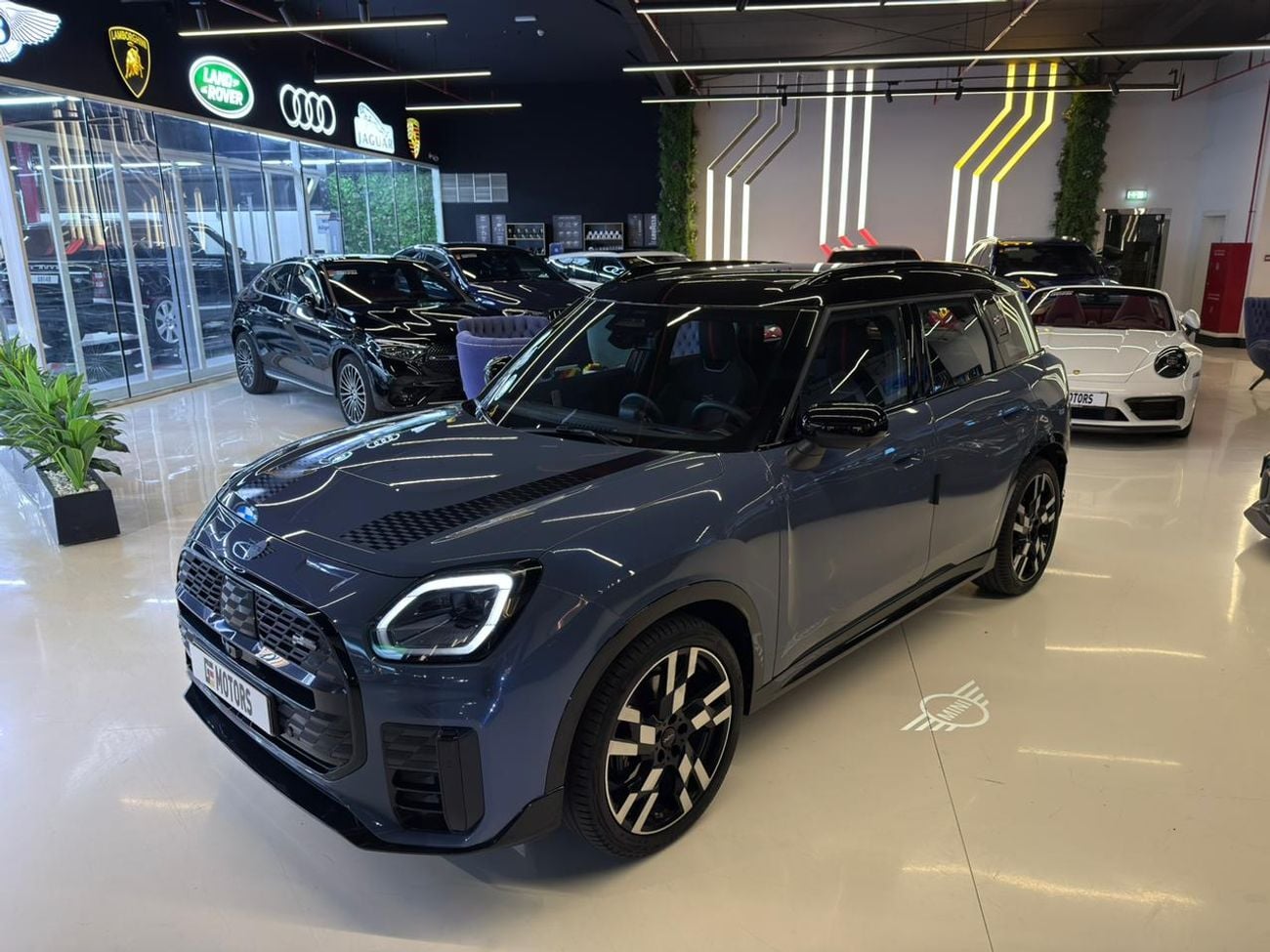 Mini Cooper Countryman 2025 MINI Countryman John Cooper Works - GCC Specs - Dealer Warranty and Service Contract