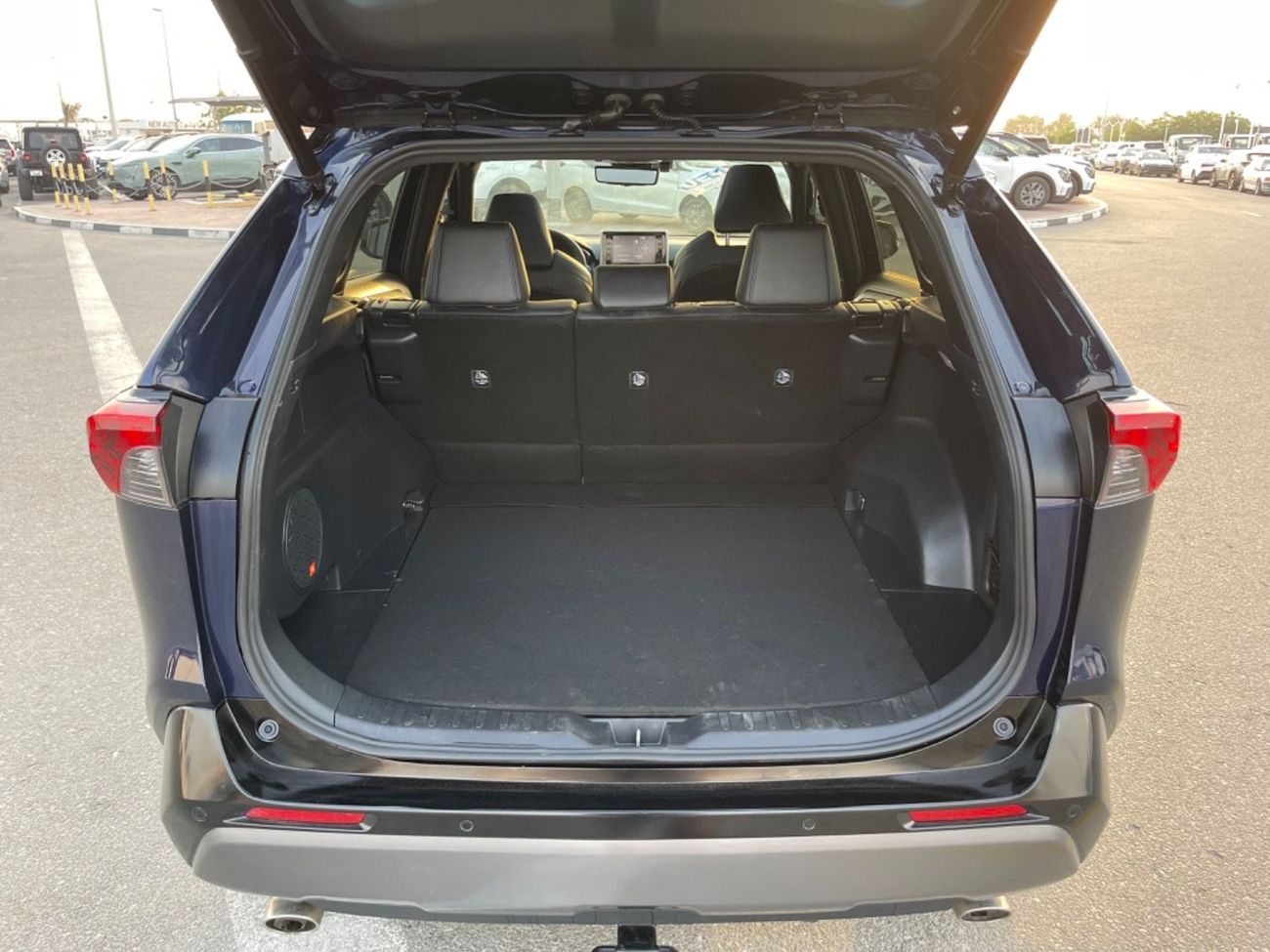 تويوتا راف ٤ 2021 TOYOTA RAV4 XSE HYBRID PANORAMIC ROOF FULL OPTIONS IMPORTED FROM USA