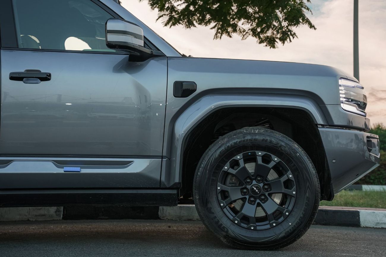 بي واي دي ليوبارد 5 2025 BYD Formula Leopard 5 Yun Nian Laser Qian Kun Gray 0Km