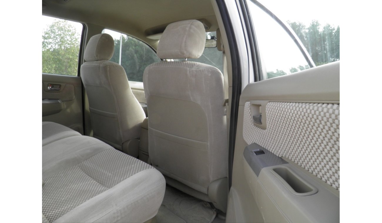 Toyota Fortuner 2011 Ref #545