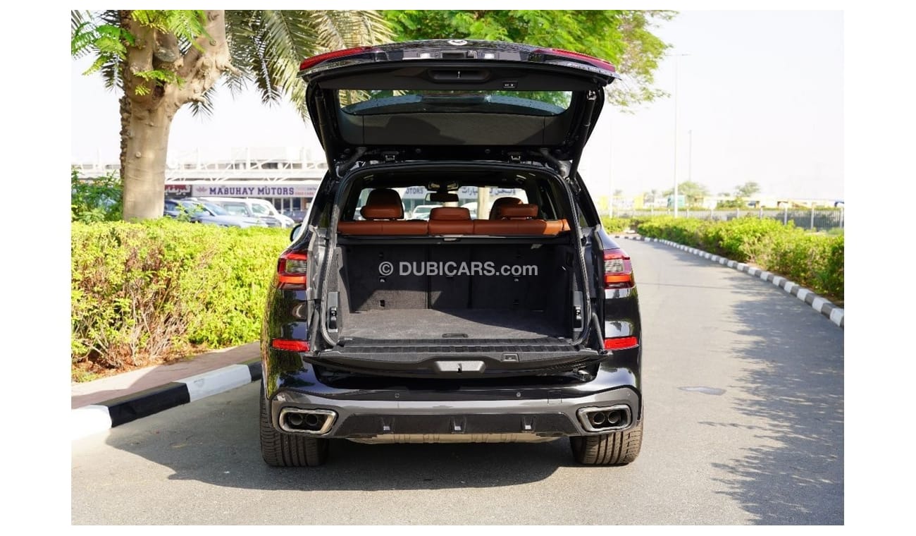 BMW X5M 2023 BMW X5 X-Drive 50i 4.4L V8 AWD SUV Black 0Km