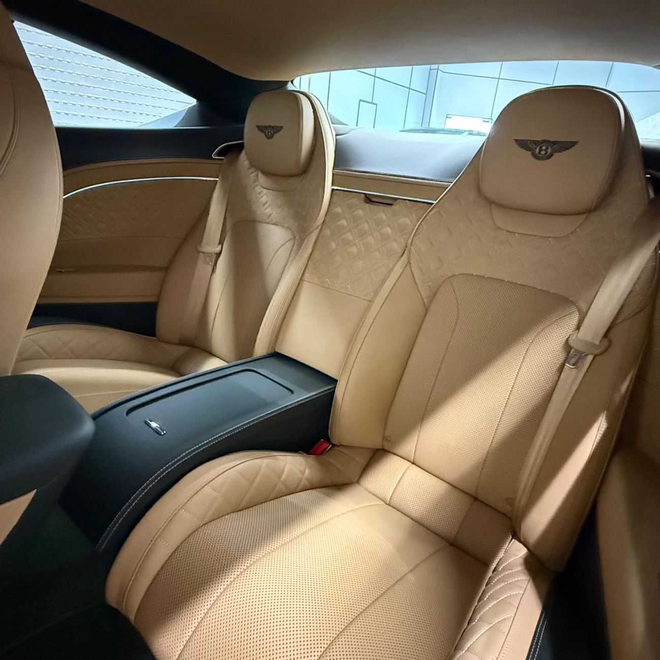 Bentley Continental GT 4.0T V8 | GCC Specs | Full Service History | Under Dealer Warranty