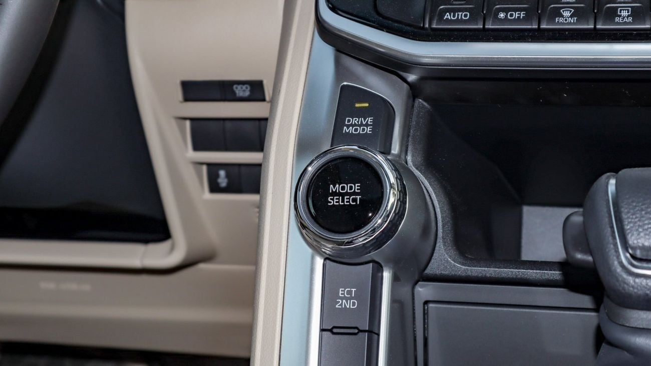 تويوتا لاند كروزر GXR 3.3L Twin Turbo Diesel V6