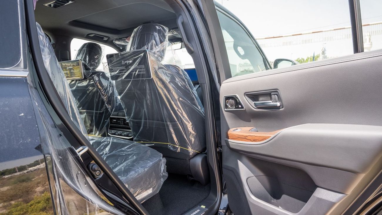 تويوتا لاند كروزر TOYOTA LANDCRUISER 3.5 VX HI HEV -2025YM