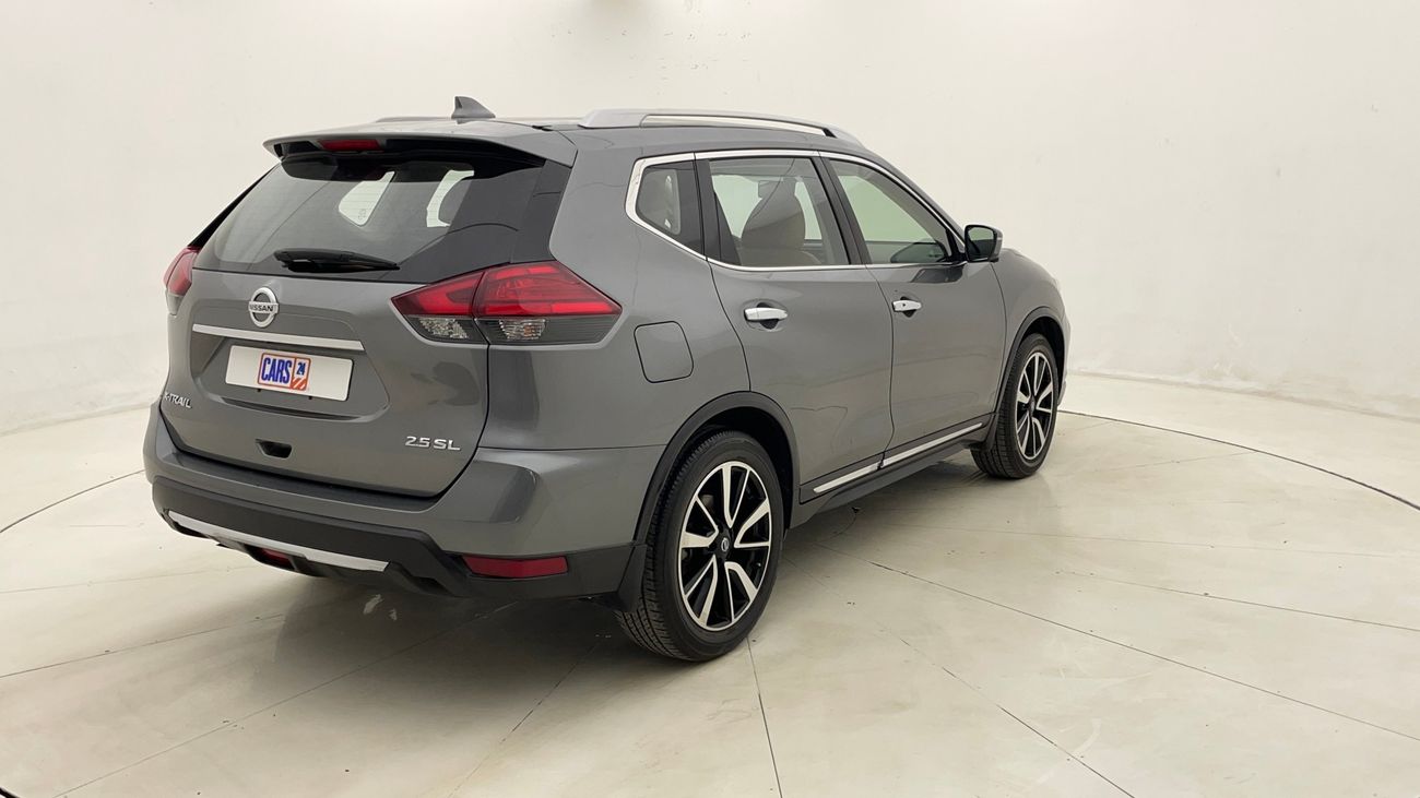 نيسان إكس تريل SL 2.5 | بدون دفعة مقدمة | اختبار القيادة في المنزل